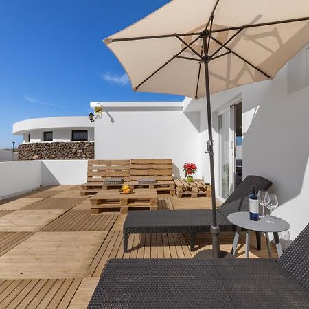 Famara Loft 12 Apartment Ngoại thất bức ảnh