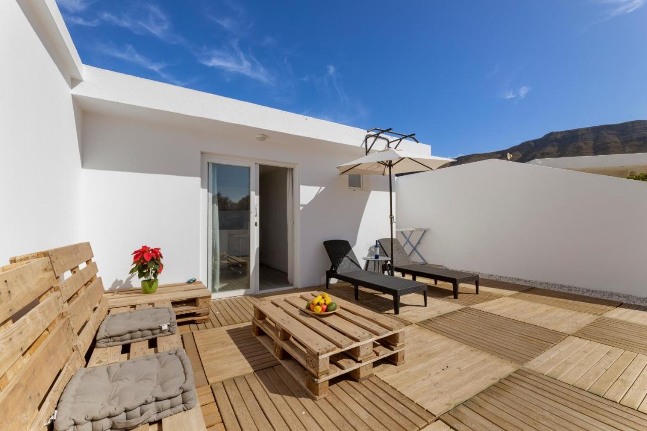 Famara Loft 12 Apartment Ngoại thất bức ảnh