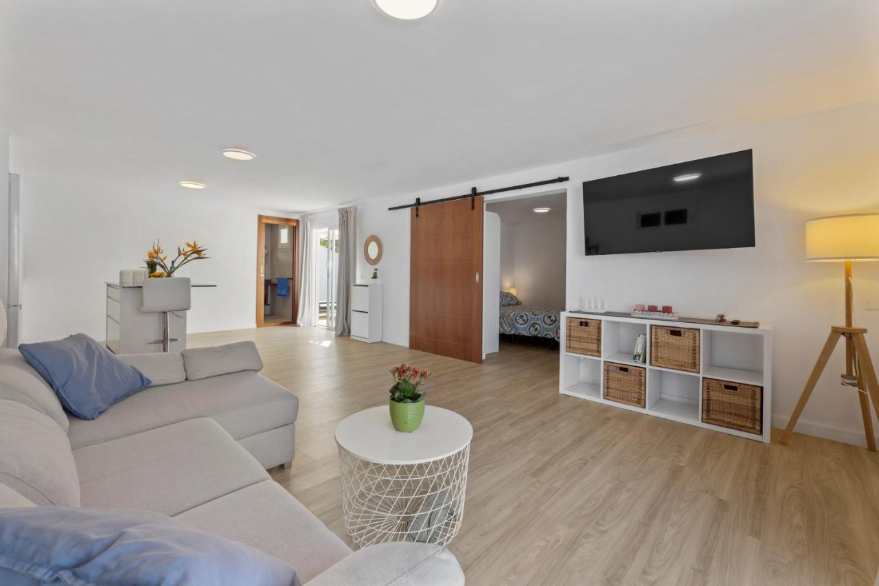 Famara Loft 12 Apartment Ngoại thất bức ảnh